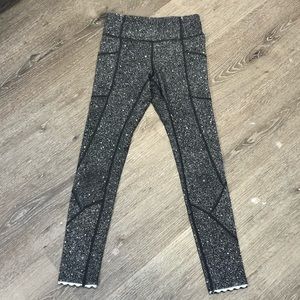 Lululemon Women’s Tight Scuff Tight II Leggings Size 2 Rare Design